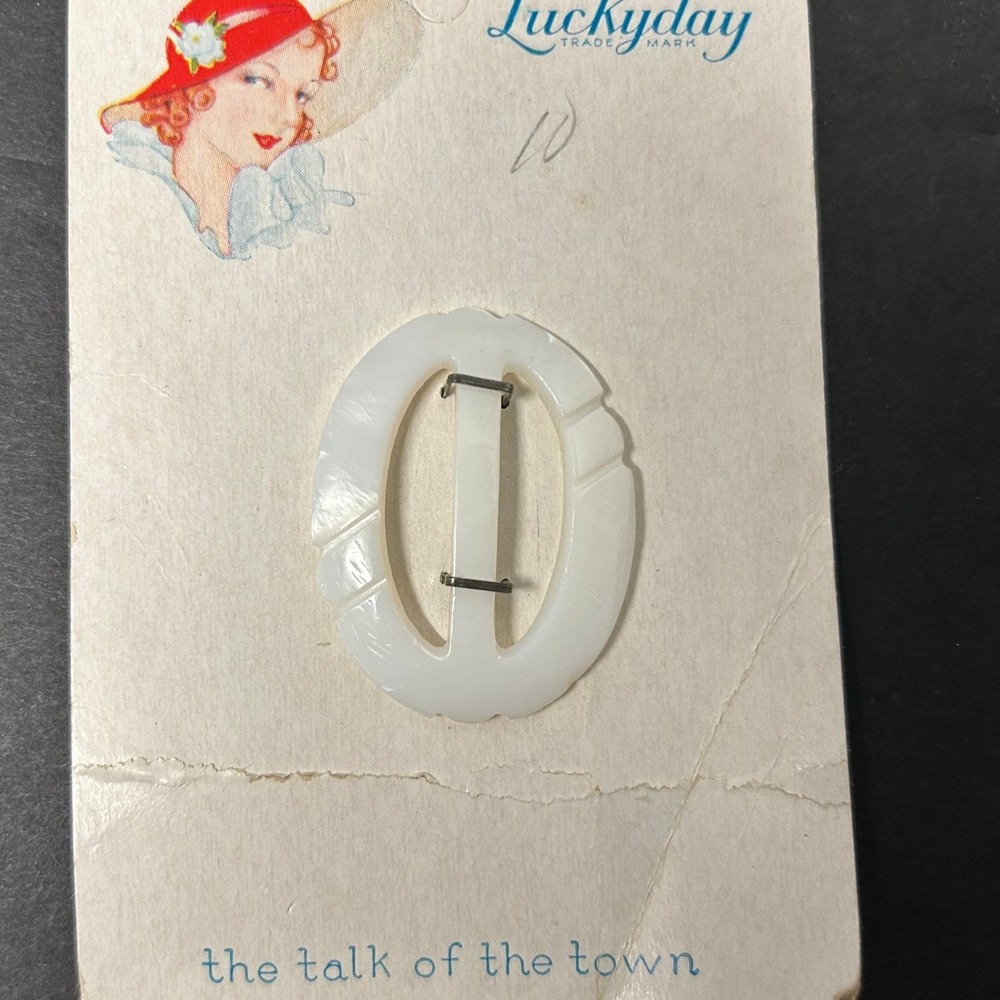 Vintage Luckyday Belt Buckle White Mother of Pearl Oval Carved Original Card NOS